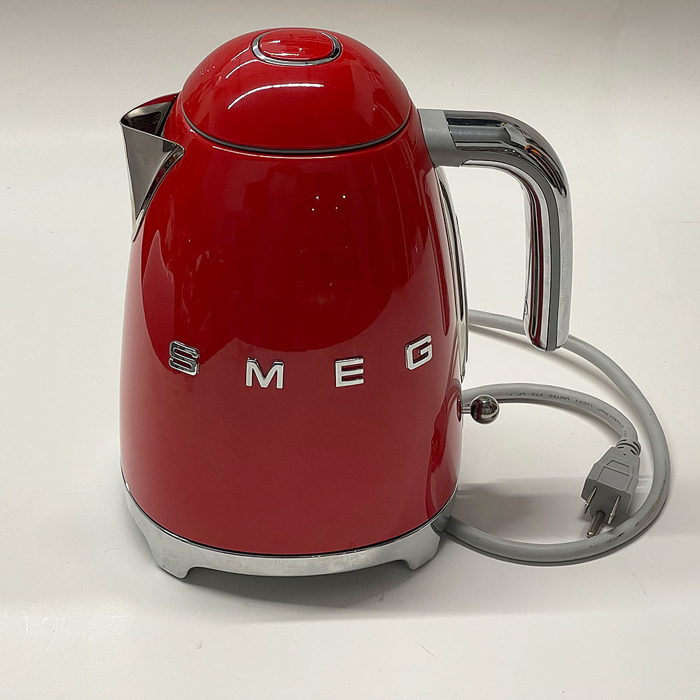 Best Buy: SMEG KLF03 7-cup Electric Kettle Red KLF03RDUS